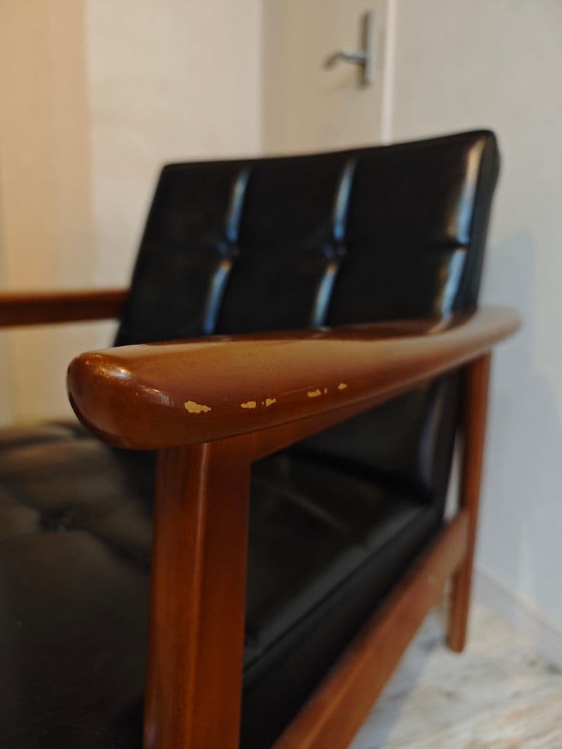 カリモク60　Kチェア　スタンダードブラック