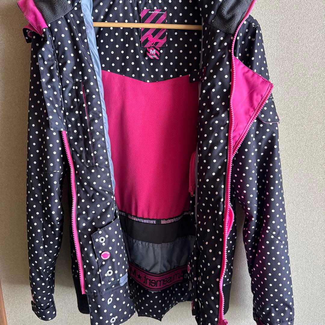モダンアミューズメント　スノーウェア　スキー　スノボ　雪遊び　Mピンク　黒