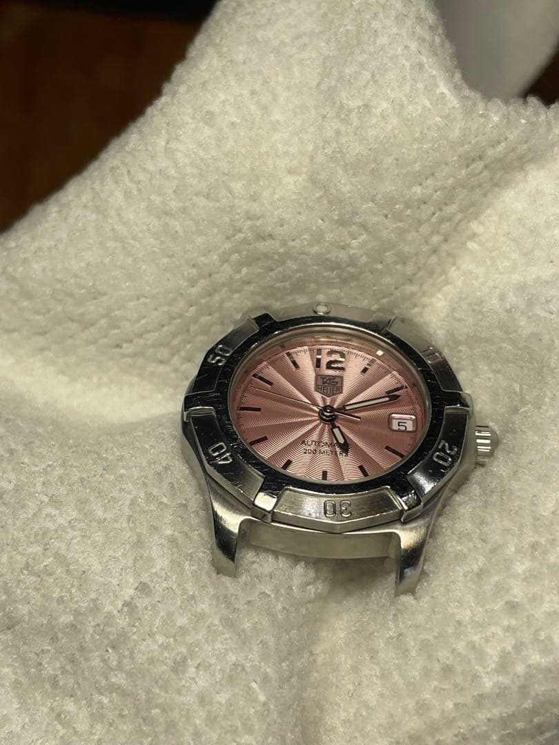 TAGHEUER クォーツじゃない！Diver's 200m ピンク自動巻　箱付