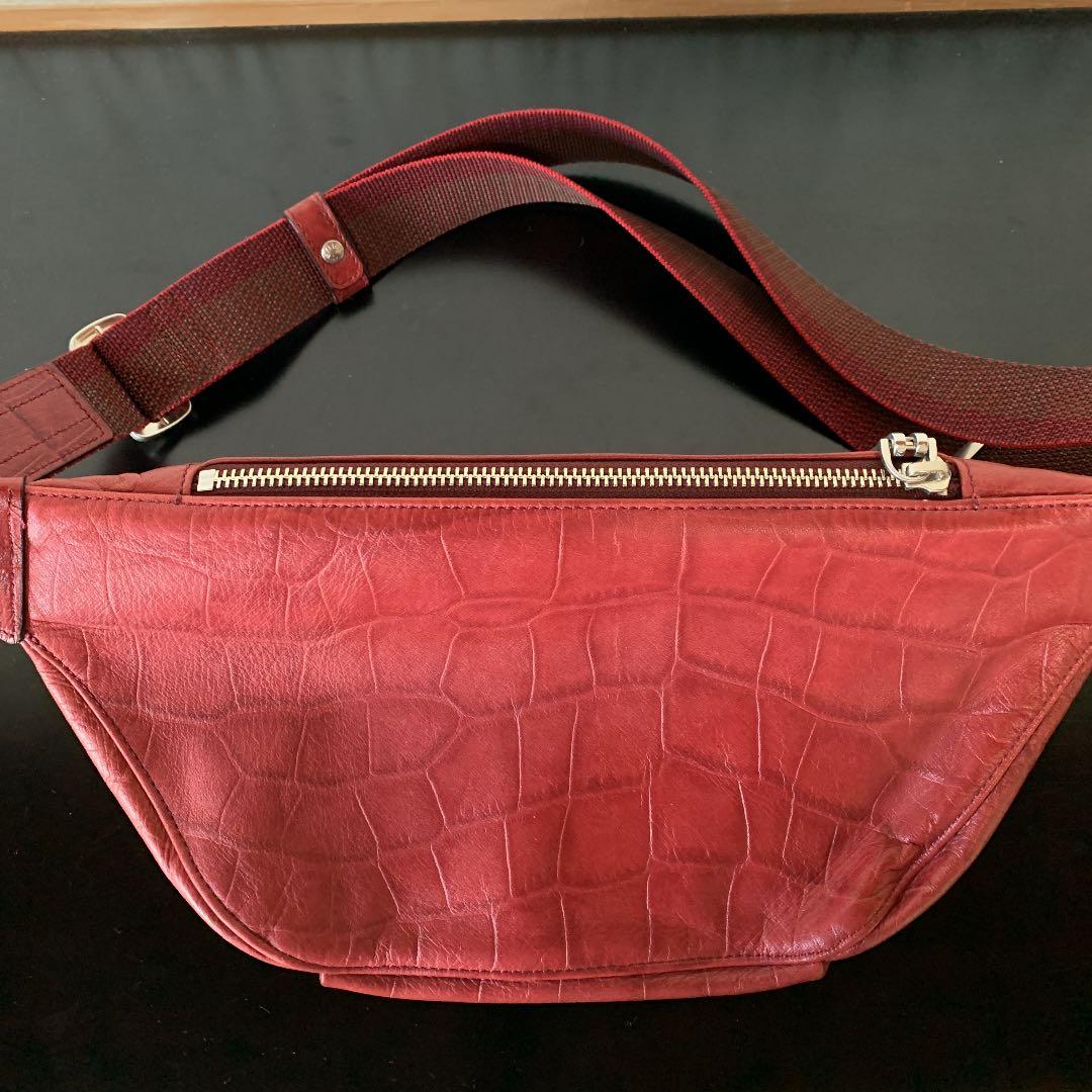 アニアリ　aniary ボディバック　ショルダーバック