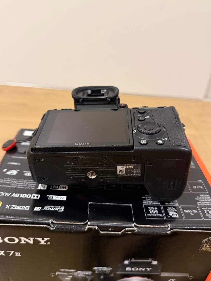 SONY α7 III ミラーレス一眼カメラ 本体