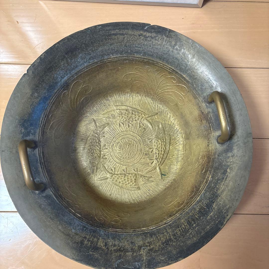 噴水魚洗盆　金属製 魚模様の水入れ器 直径約30cm