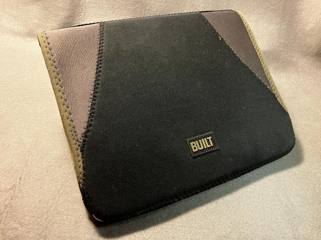 ★極美品 初代iPad 64GB (BUILT製カバー付き)★