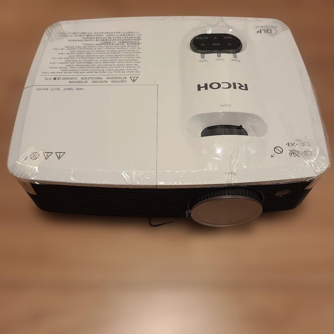 ✨新品未使用✨RICOH PJWX2440 プロジェクター ケース付き