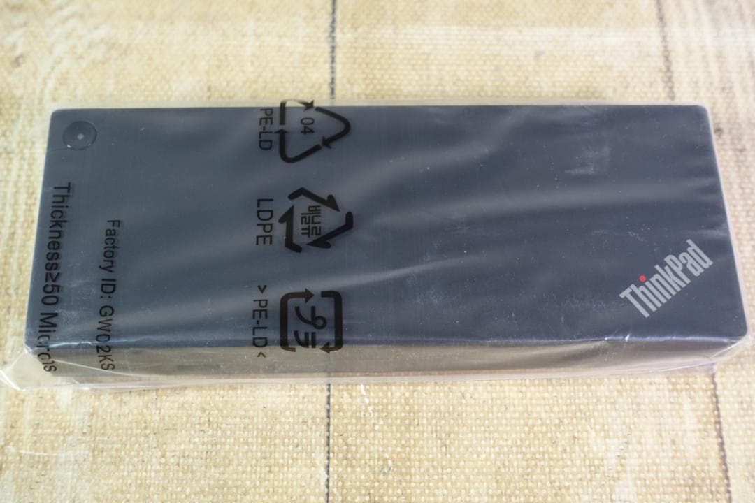 未使用 Lenovo ThinkPad Hybrid USB-C Dock