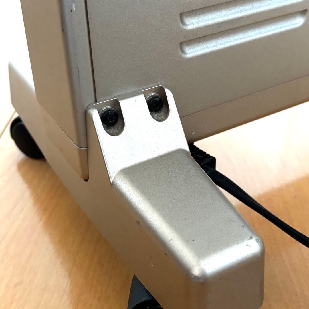 サンルミエ キュート　遠赤外線　E800LS　日本製　キャスター