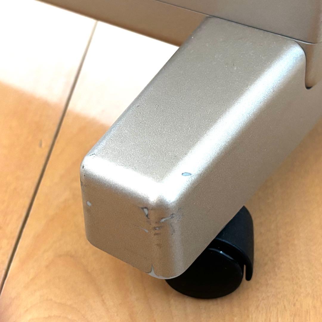 サンルミエ キュート　遠赤外線　E800LS　日本製　キャスター