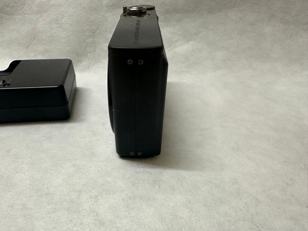 RICOH R8 リコー 動作確認済み コンパクトデジタルカメラ ブラック 黒