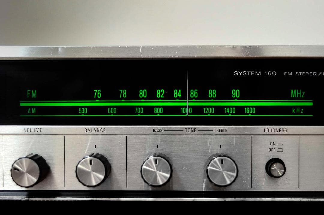 【来る4月計画の福岡分移転のため処分価格】ラジオ・オーディオへの楽しさソニー！