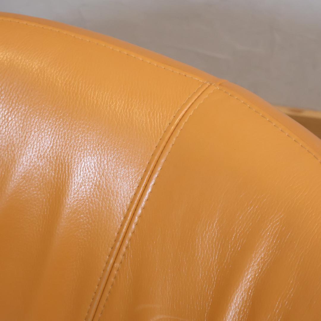 L様　IDC OTSUKA ドミシール 総革張り アームチェア レザー