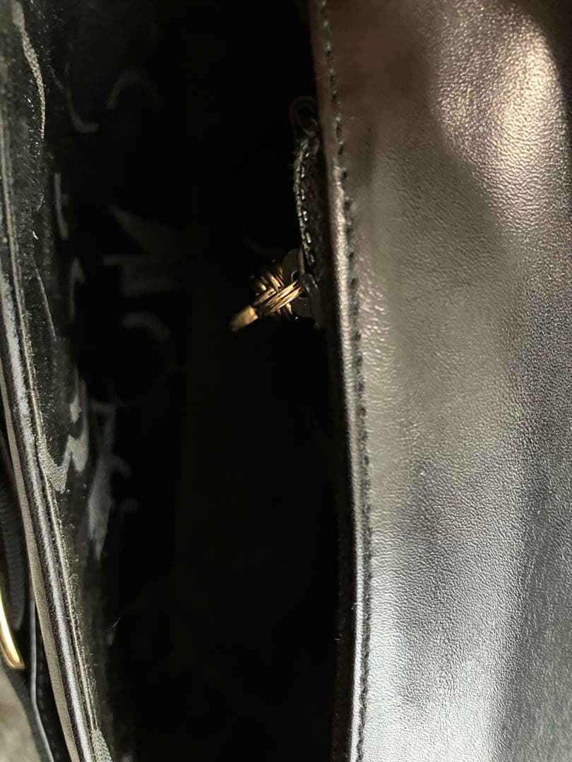 新品未使用　フェラガモ　ショルダーバッグ　AQ-217203