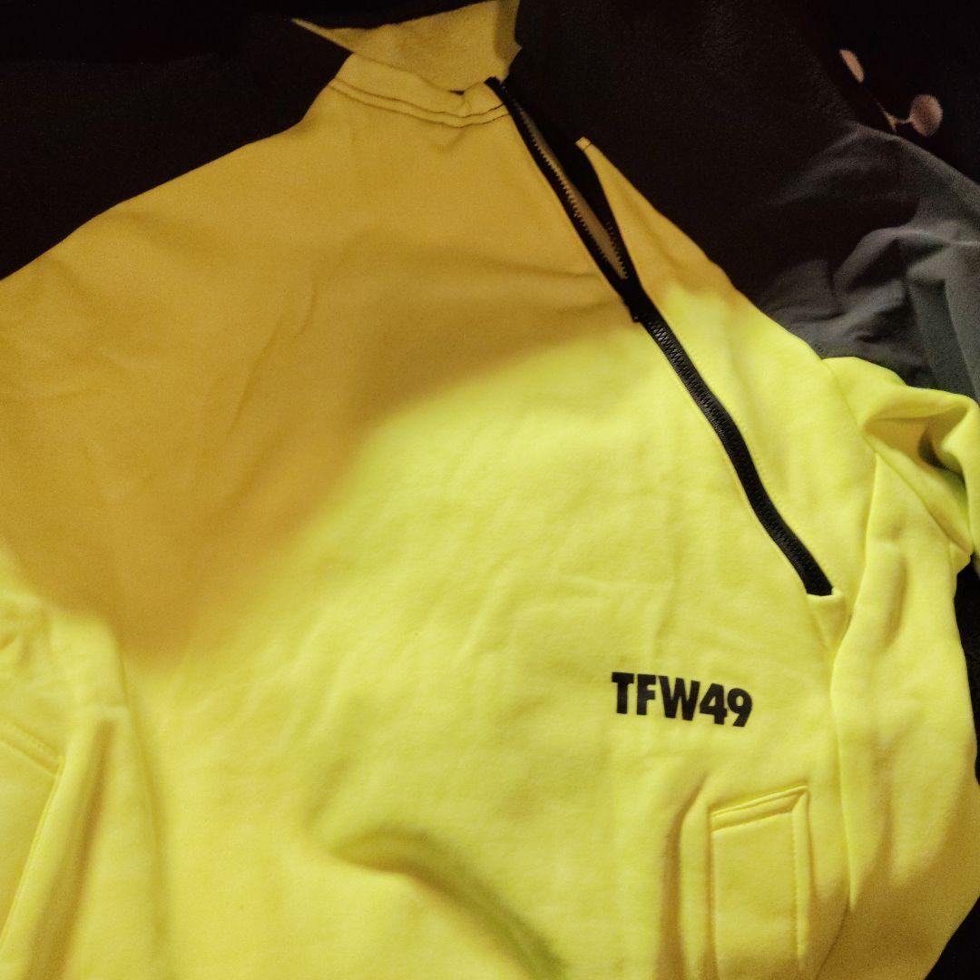 TFW49 フード付きジャケット Mサイズ イエロー