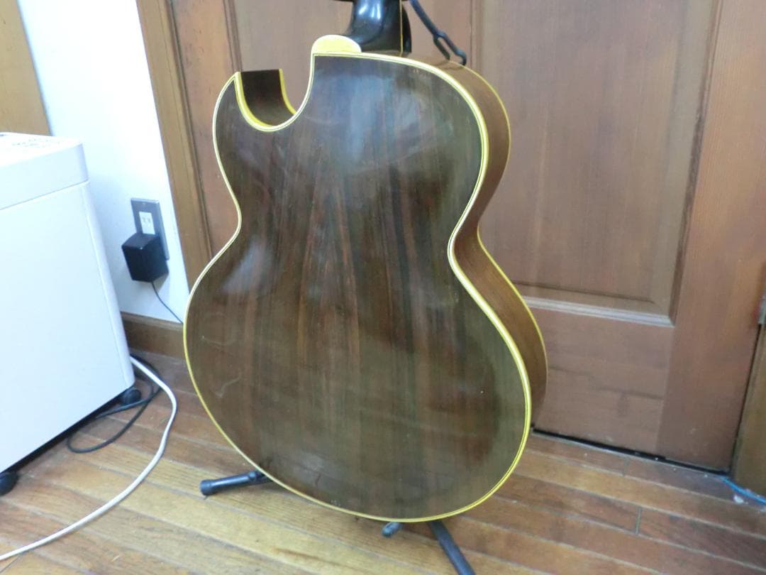 1960s? Hawai Guitar ピックギター／アーチトップ／フルアコ