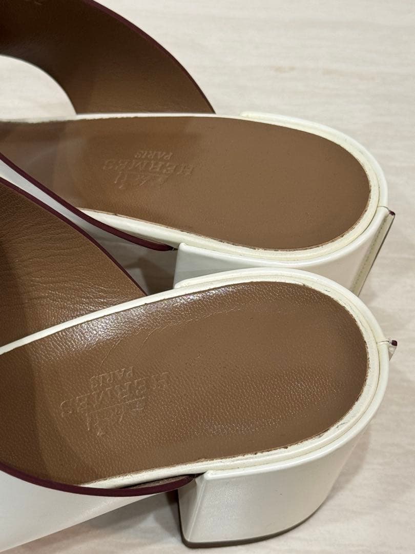 HERMES エルメス　サンダル　ミュール　ホワイト
