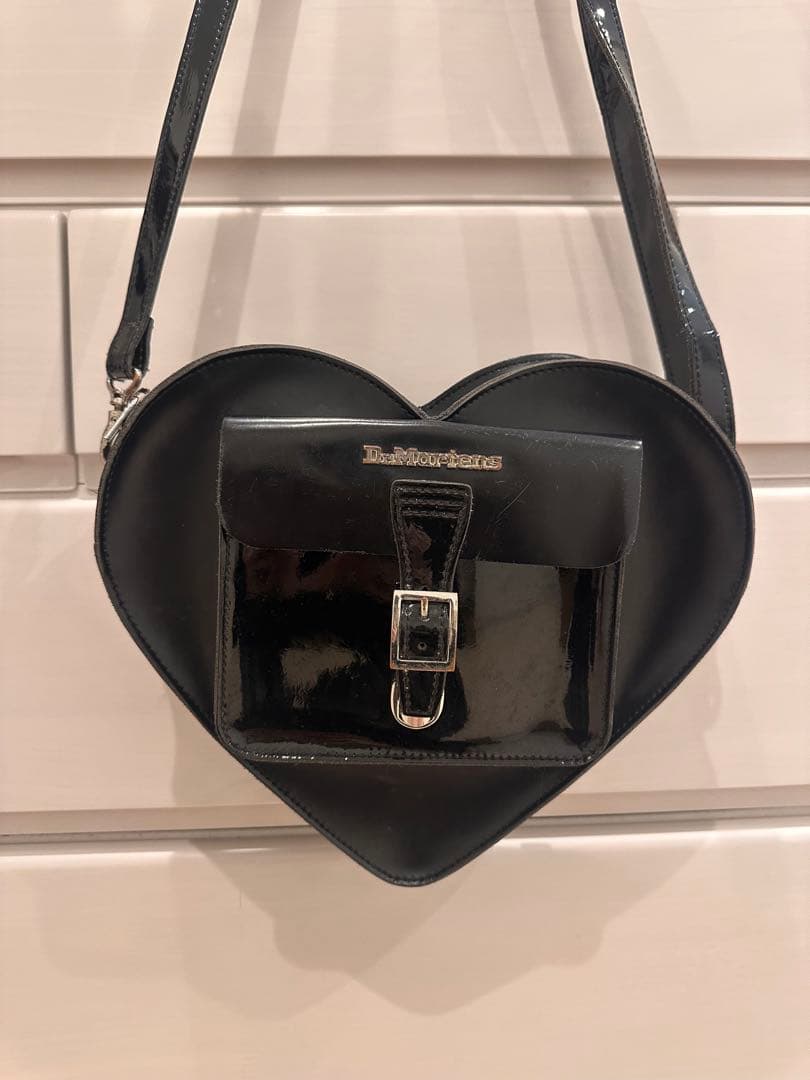 ドクターマーチン　ハート バックパック ブラック