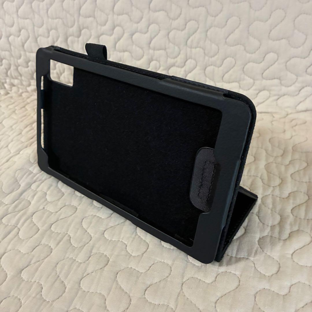 【おまけ付美品】タブレット LUCA TM083M4V1-B アイリスオーヤマ