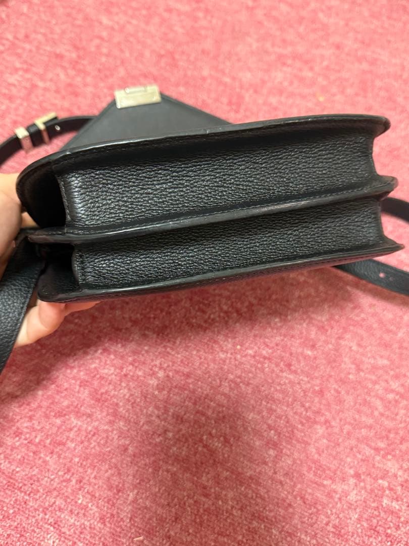 MCM ブラックショルダーバッグ