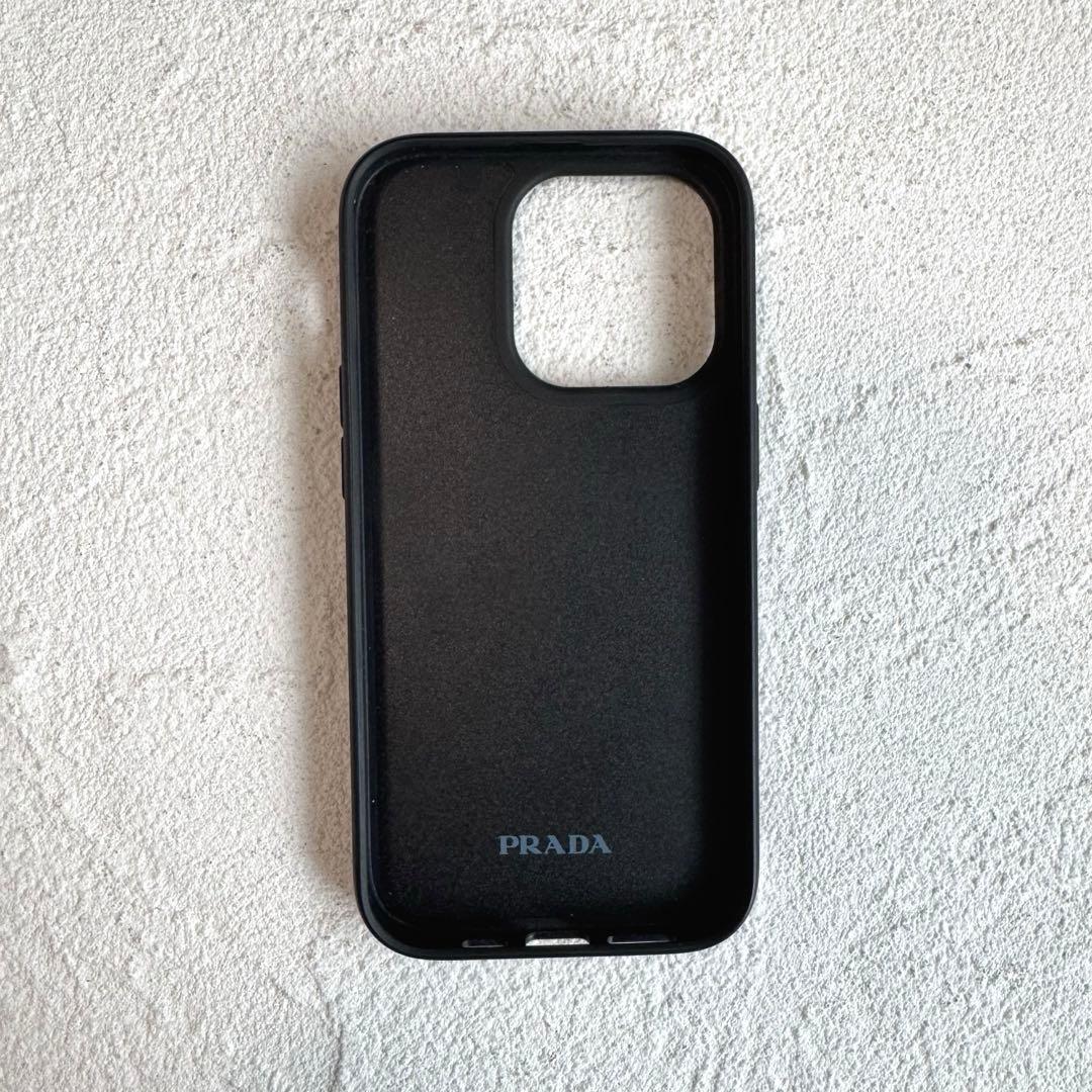 PRADA プラダ iPhone15Proケース キルティング ブラック