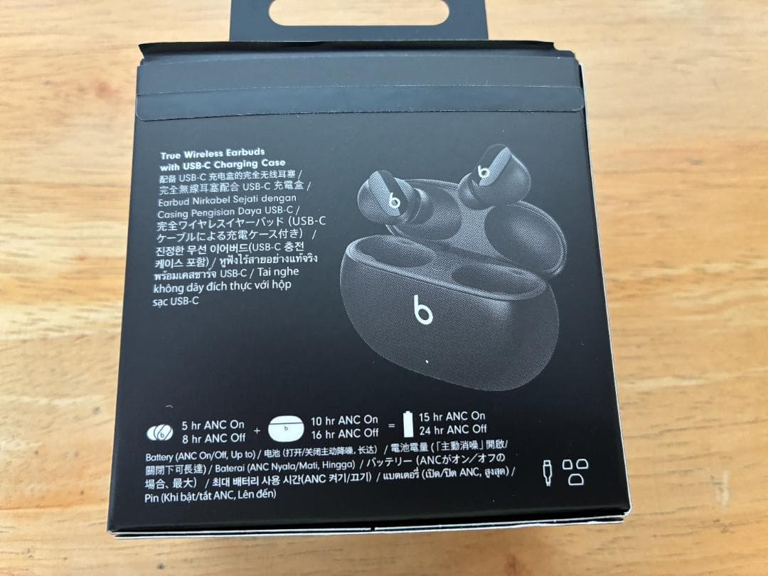 Beats Studio Buds ブラック