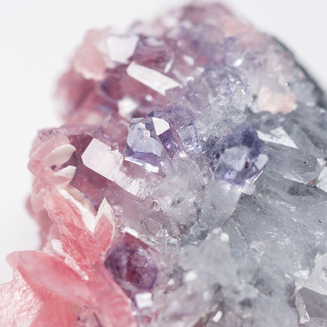 中国 ロードクロサイト フローライト 天然石 原石 鉱物標本 鉱石 蛍石 726