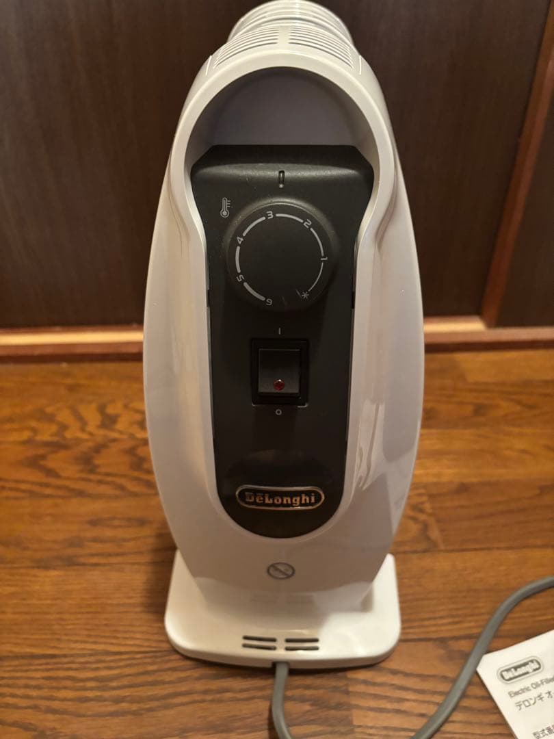 DeLonghi NJM0505 オイルヒーター 1000W