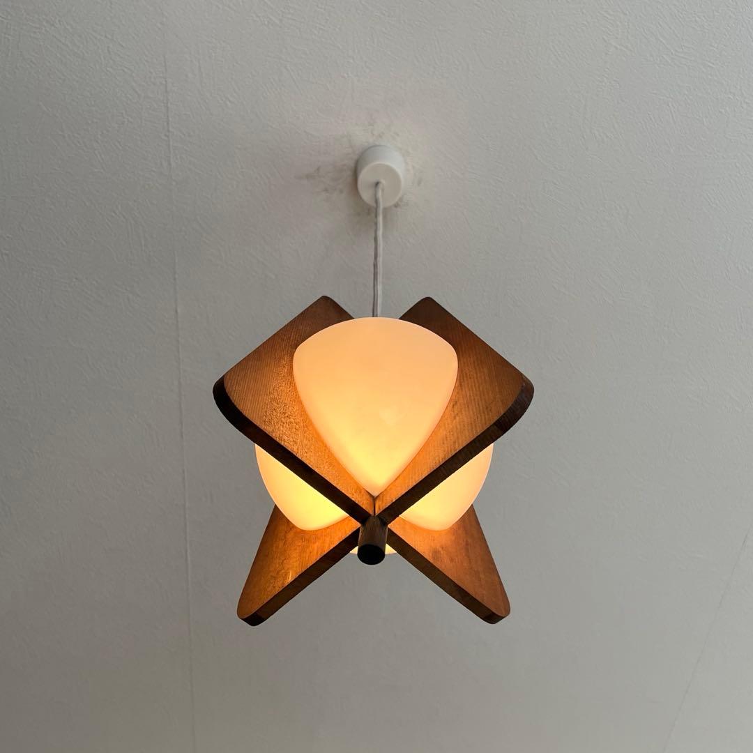 ペンダントライト　ミッドベンチュリー　モダン