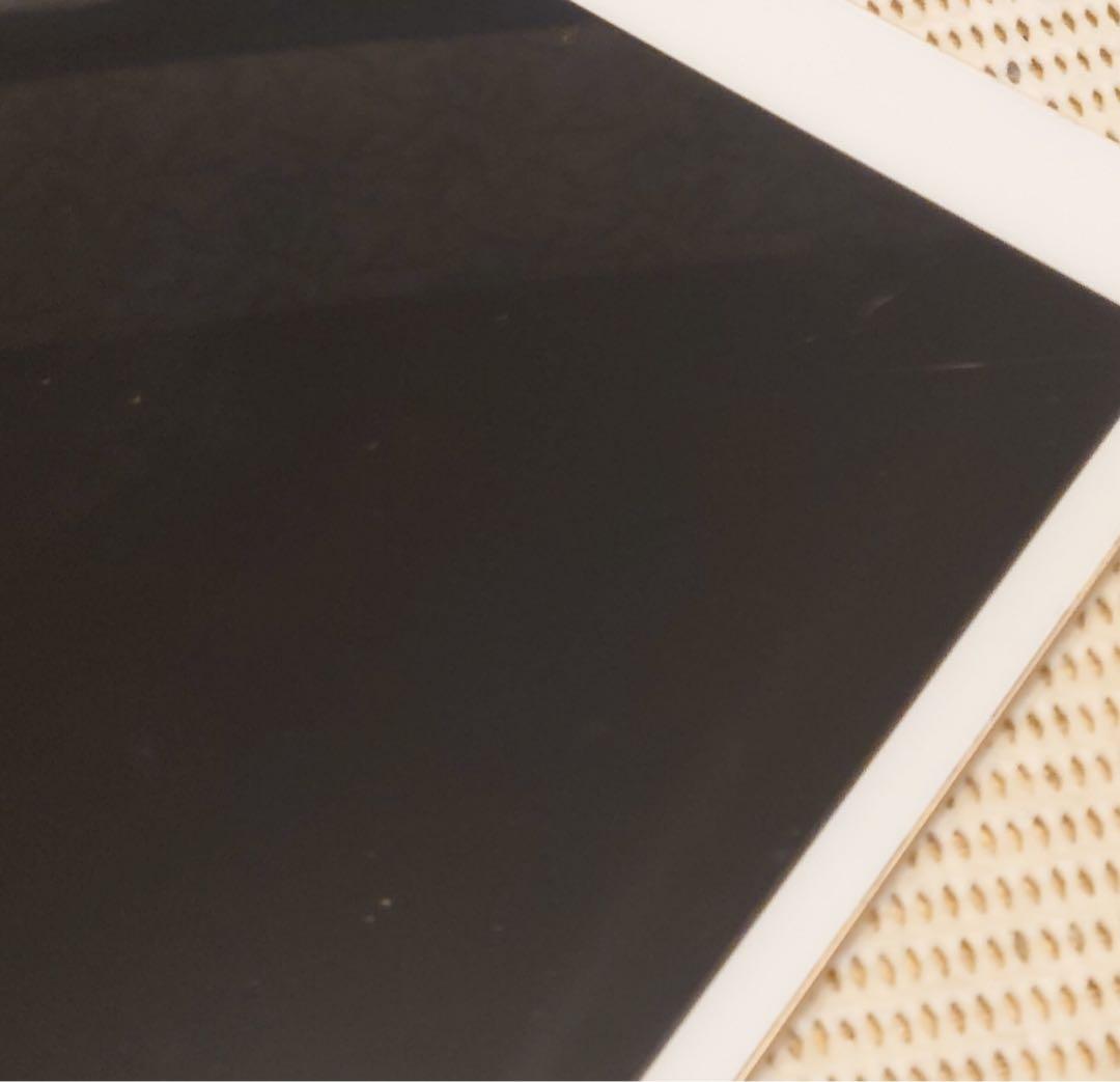 動作品iPad第7世代(A2197)本体32GB送料込ジャンク品HMF3P