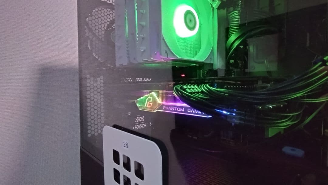 グラフィックボード・グラボ・ビデオカード ASRock Radeon RX 7900XTX Phantom Gaming