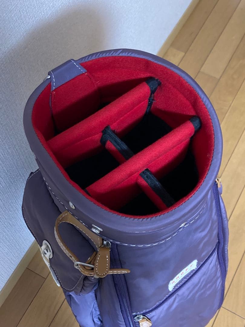 ONOFF オノフ　レディース用キャディーバッグ　パープル