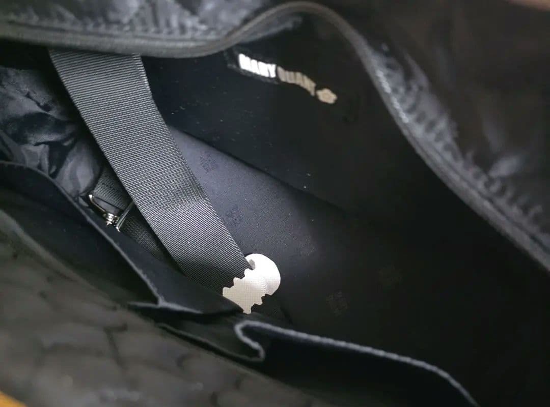 【未使用品】マリークワントデイジーキルティングショルダーバッグ 黒