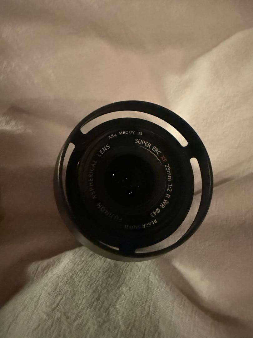 Fujifilm XF 23mm F2 R WR レンズフード付き