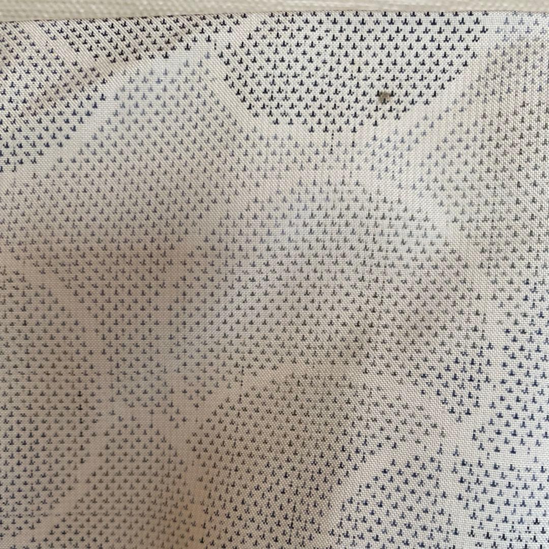 値下げ　本場大島紬　白大島　重ね梅　しつけ付き未着用　ゆったりサイズ