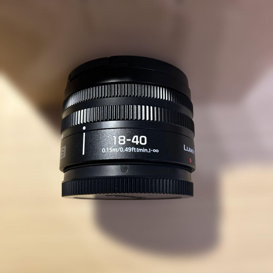 LUMIX H-RS018040 18-40mmレンズ　標準ズーム　Lマウント