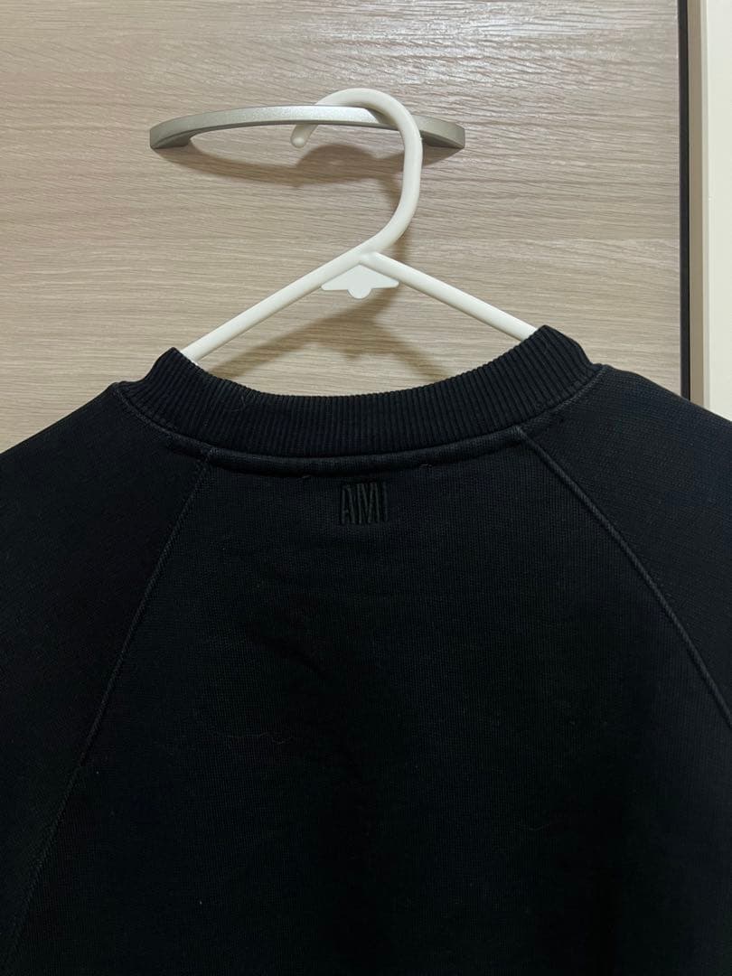amiparis黒 トレーナー ハート刺繍