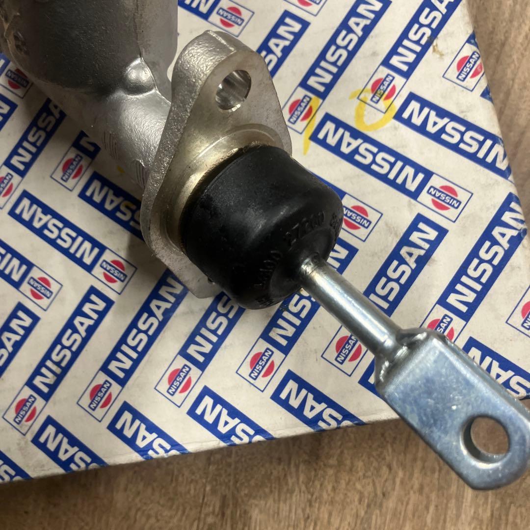 希少フェアレディSP310 クラッチマスターASSY新品未使用　日産純正の完品