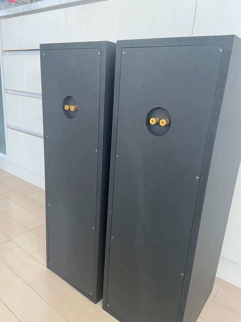 バスレフタイプ3ウェイスピーカー