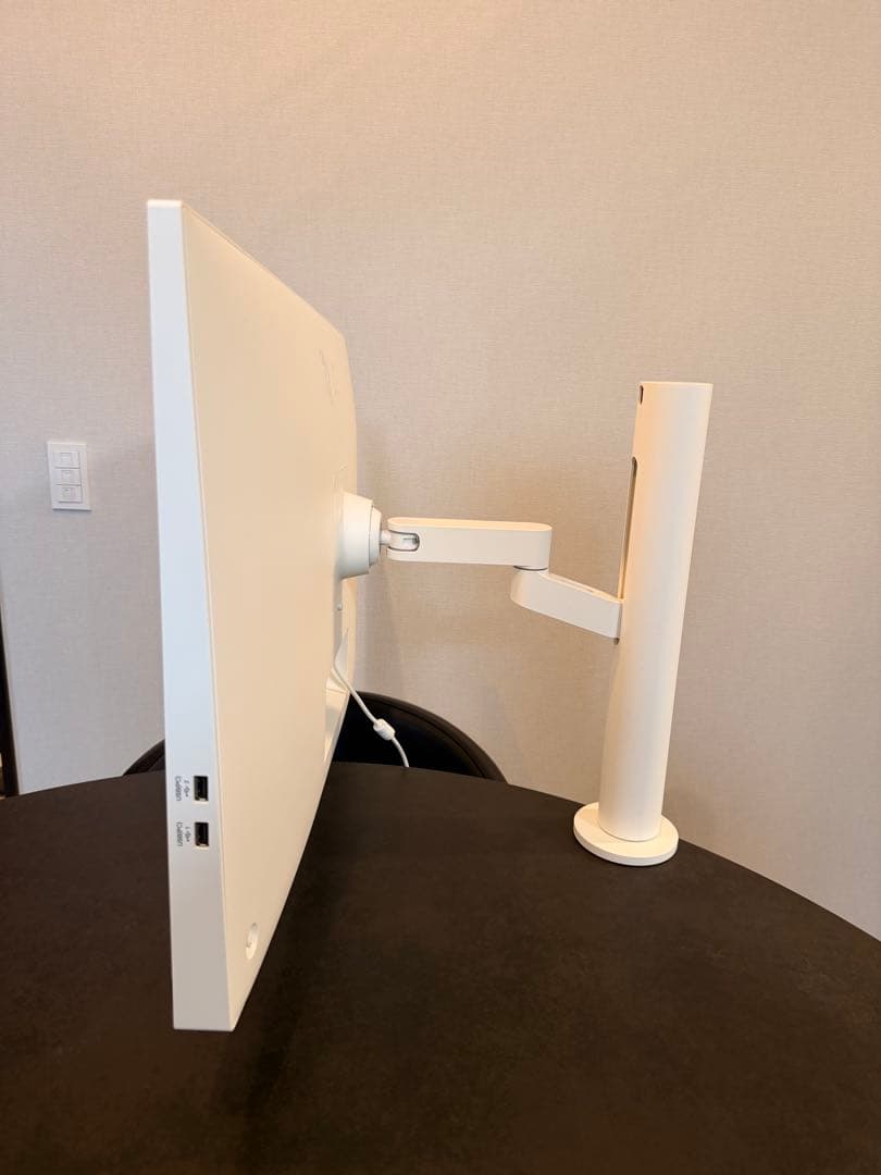 LG 32SQ780S-B 31.5インチ スマートモニター　4K USB-C