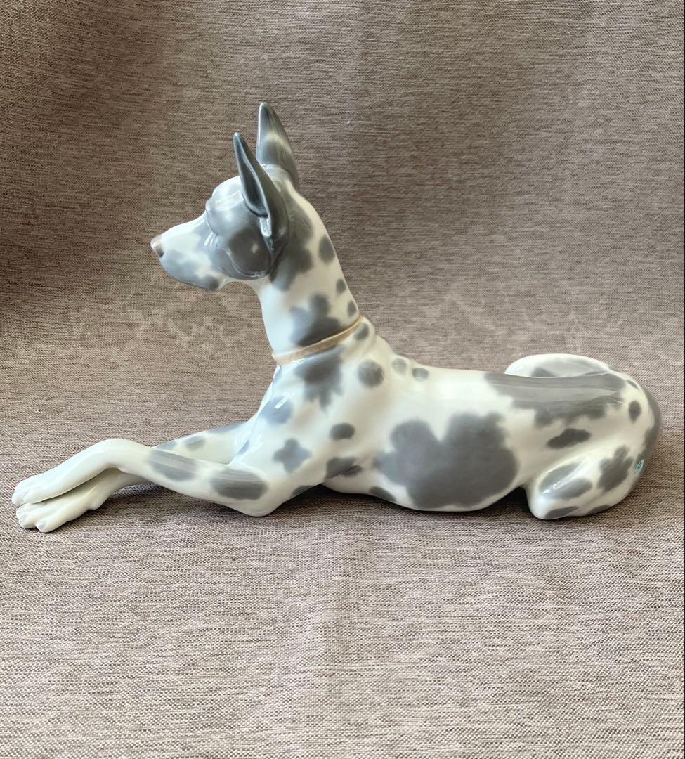 リヤドロ　グレート・デン　犬　グレートデン　イヌ