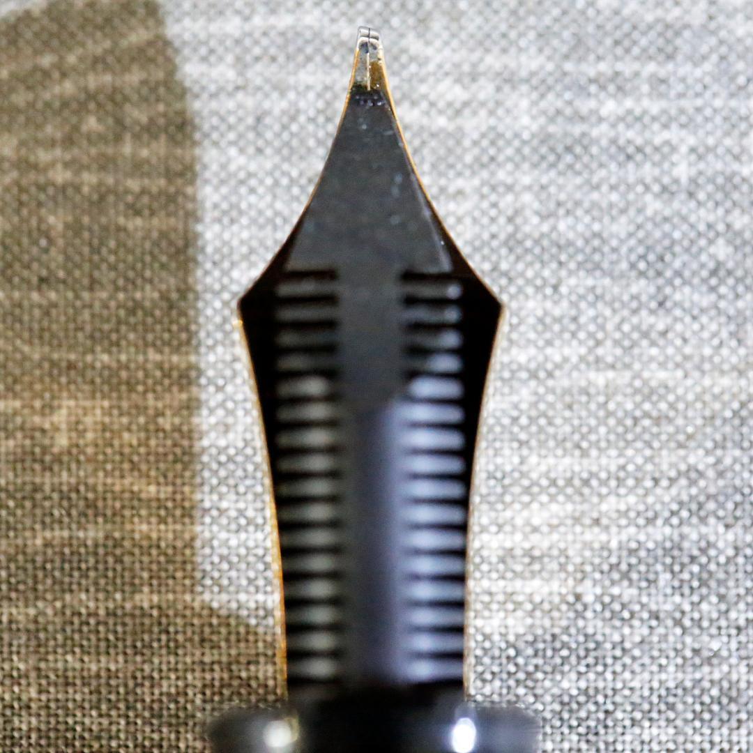 【送料込み】モンブラン 万年筆 １４９ マイスターシュテュック