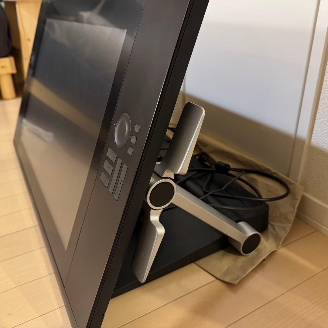 Wacom 液晶ペンタブレット Cintiq24HD DTK-2400 ジャンク