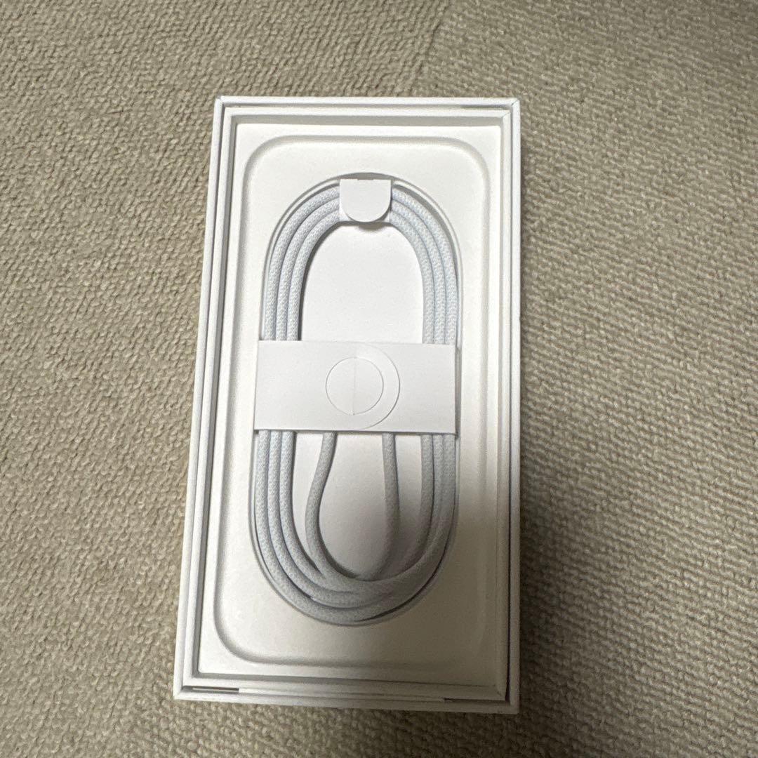 Apple iPhone 15Pro ホワイトチタニウム128GB