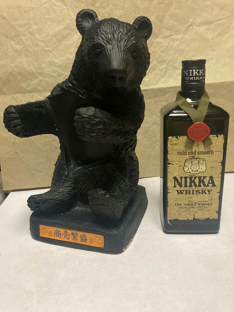 【非売品】ニッカウイスキー ボトル抱き熊 熊 置物