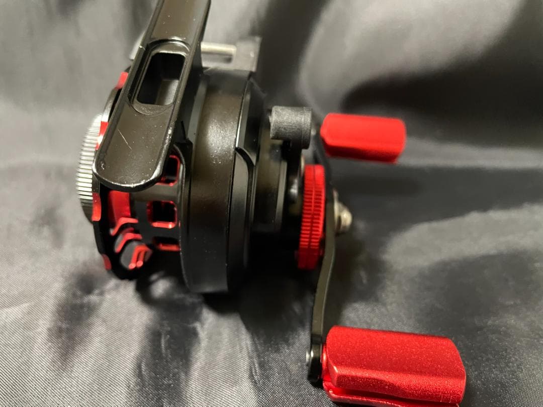 筏 カセ リール左巻き ドラグ付き チョイ出し付き 　マグネットブレーキ付き