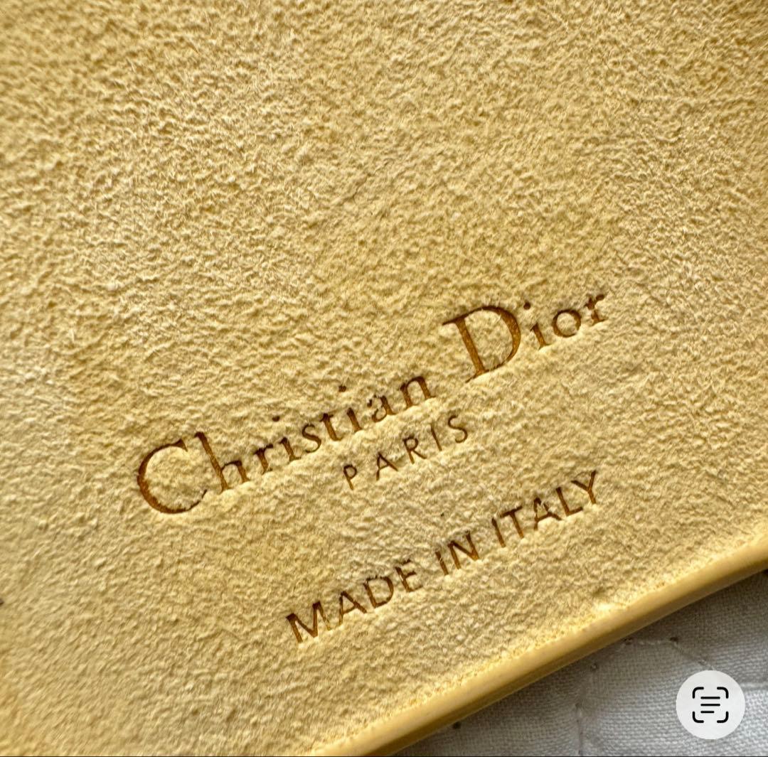 美品 ディオール Lady Dior iPhone 14Pro イエロー