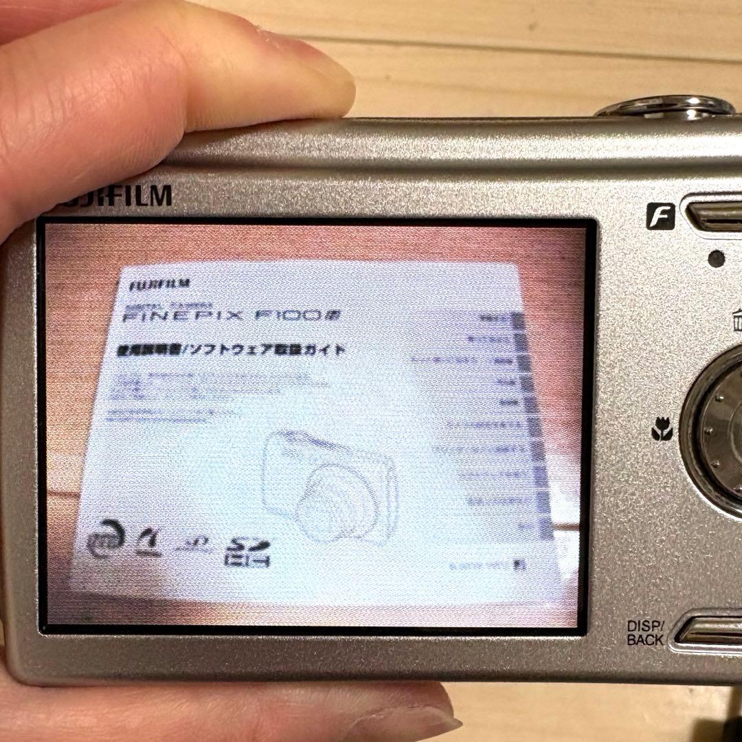 FUJIFILM FINEPIX F100fd デジタルカメラ　動作確認済み