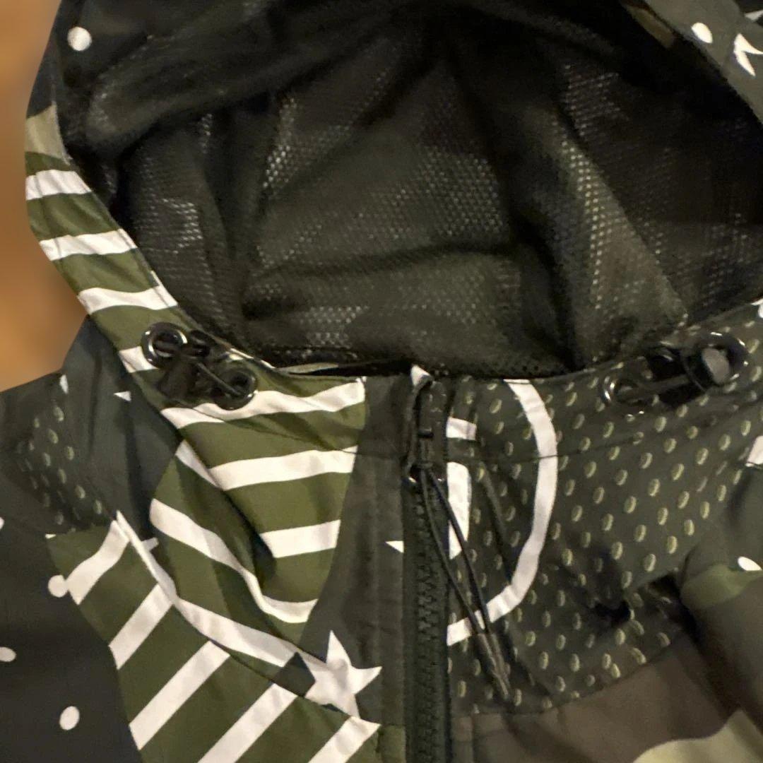 NIKE F.C.R.B ナイロンジャケット　M 迷彩柄　カモフラ　NIKE 星