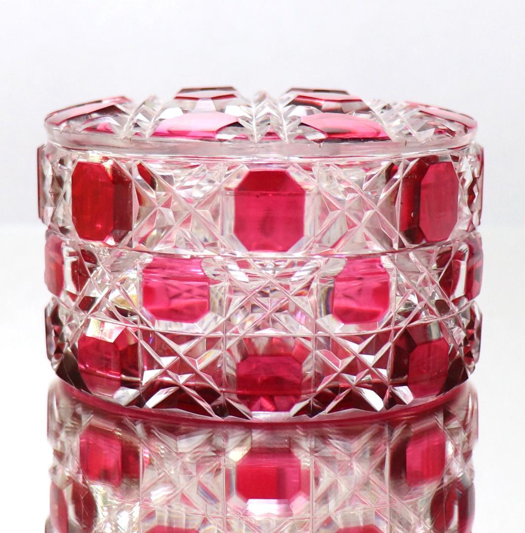 オールド・バカラ 珍品 切子装飾 ディアマン・ピエーリー 赤紫色被せ 蓋物