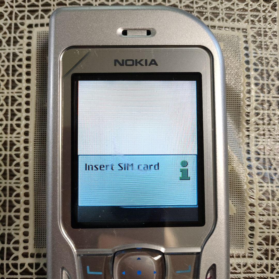 \"未使用\"ノキアNOKIA携帯電話『6670』純正バッテリー、液晶保護フィルム付