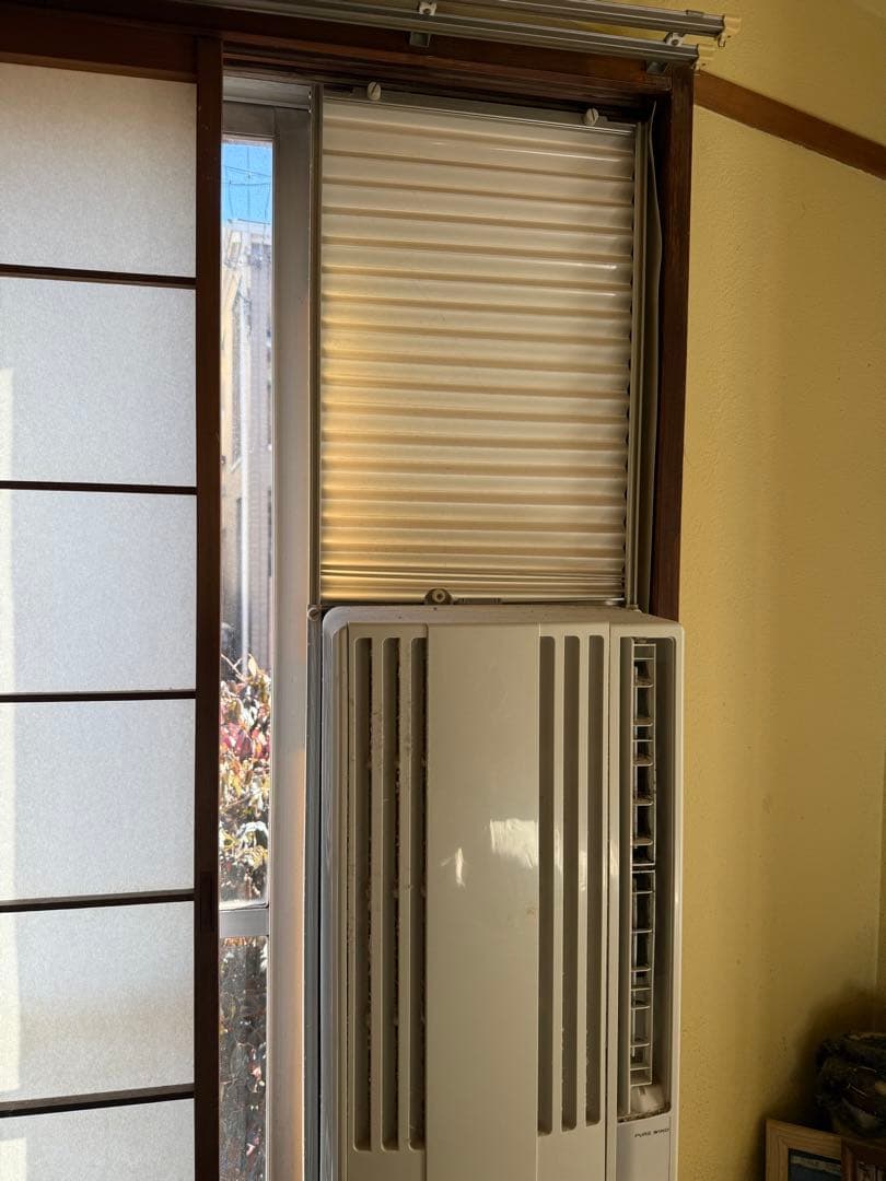 不*郎様 窓用エアコン ホワイト 冷暖房機能付き　引き取り希望