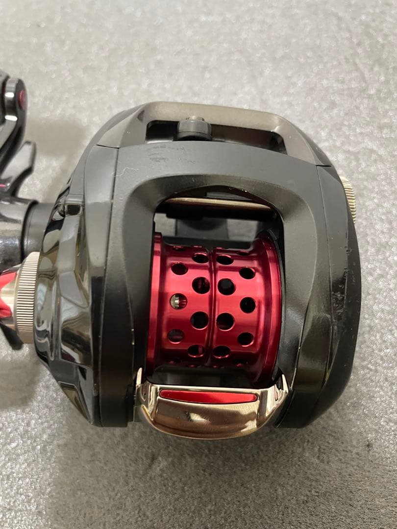 SS AIR 8.1L スティーズパーツカスタム　レフトハンドル　ダイワ